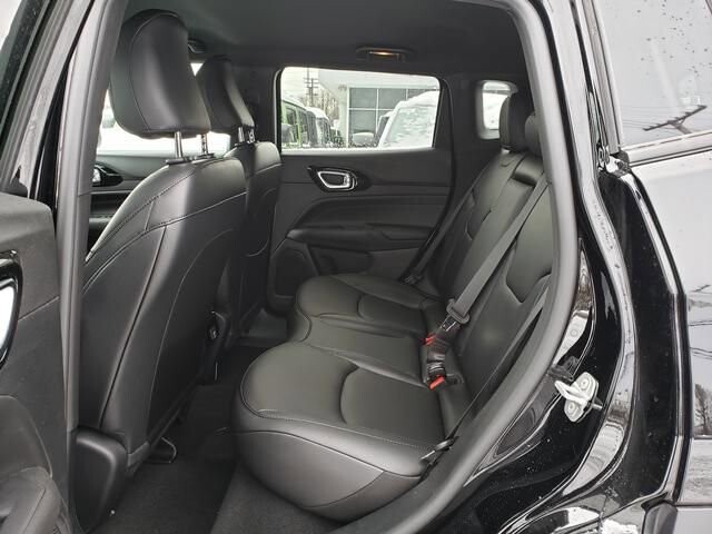 2026 Jeep Compass in Bedford, OH 44146 - 18103888 7