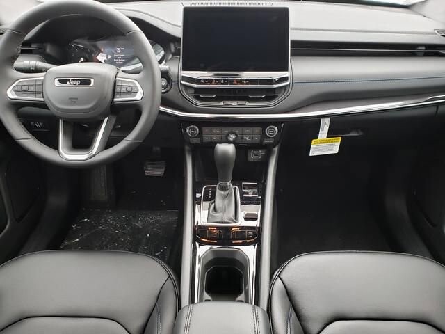 2026 Jeep Compass in Bedford, OH 44146 - 18103888 8