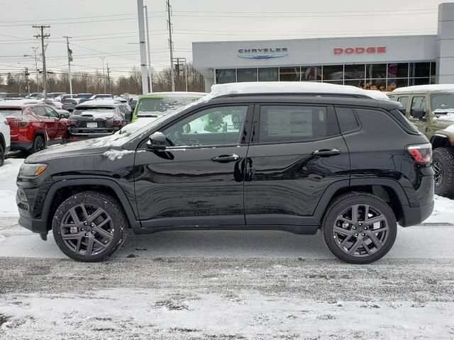 2026 Jeep Compass in Bedford, OH 44146 - 18103888 2