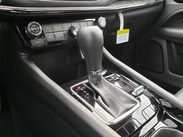 2026 Jeep Compass in Bedford, OH 44146 - 18103889 11