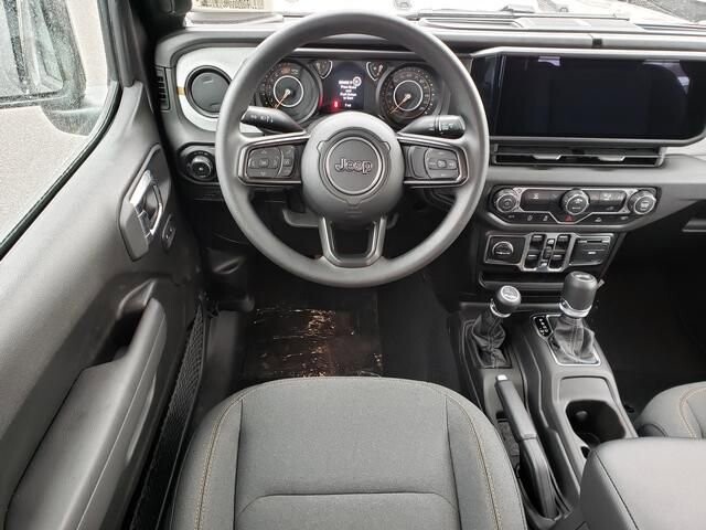 2026 Jeep Wrangler in Bedford, OH 44146 - 18103892 9