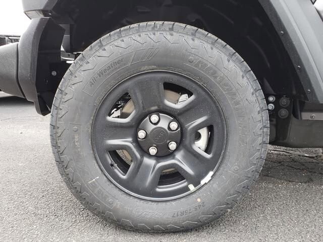 2026 Jeep Wrangler in Bedford, OH 44146 - 18103892 12