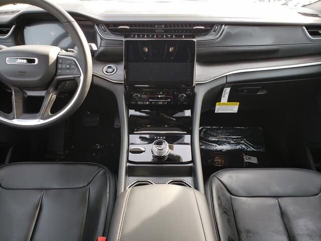 2025 Jeep Grand Cherokee in Bedford, OH 44146 - 18103893 9