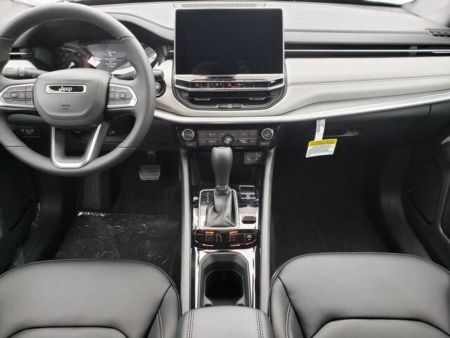 2026 Jeep Compass in Bedford, OH 44146 - 18103894 8