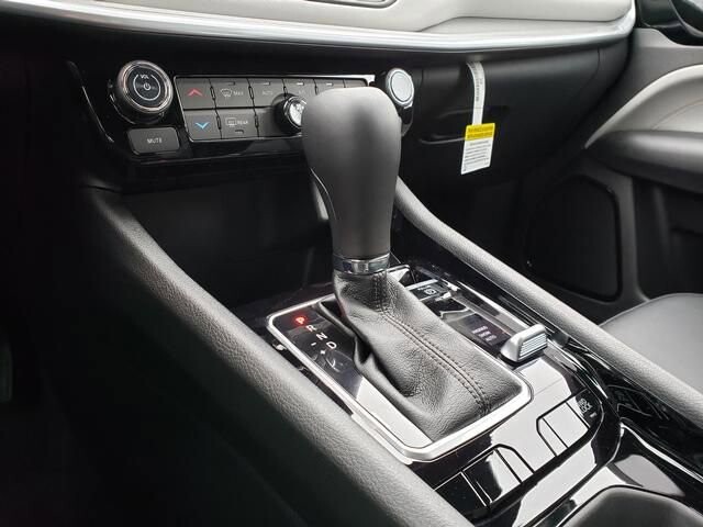 2026 Jeep Compass in Bedford, OH 44146 - 18103895 11