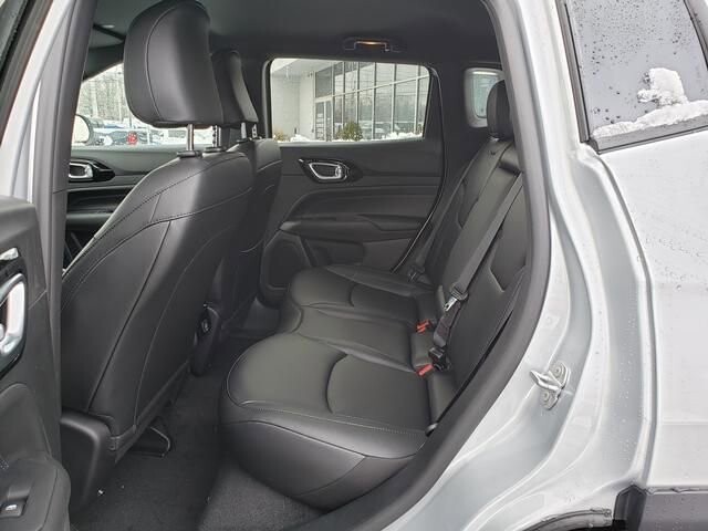 2026 Jeep Compass in Bedford, OH 44146 - 18103896 7