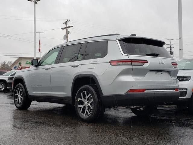 2025 Jeep Grand Cherokee L in Bedford, OH 44146 - 18103899 3