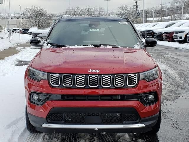 2026 Jeep Compass in Bedford, OH 44146 - 18103901 5