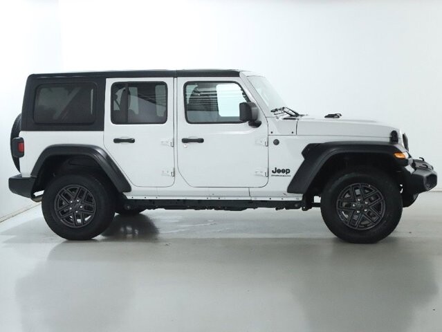 2025 Jeep Wrangler in Bedford, OH 44146 - 18103904 11