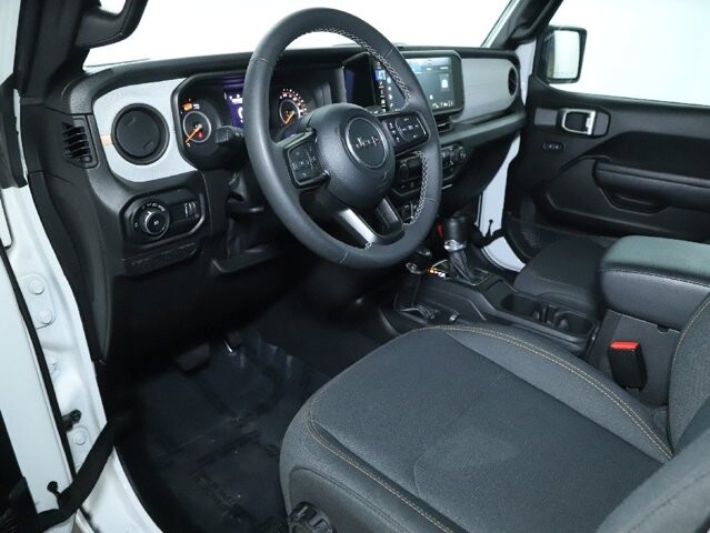 2025 Jeep Wrangler in Bedford, OH 44146 - 18103904 17