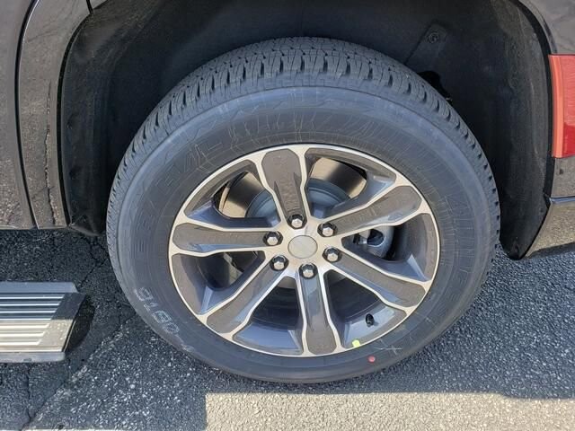 2024 Jeep Grand Wagoneer in Bedford, OH 44146 - 18103911 12