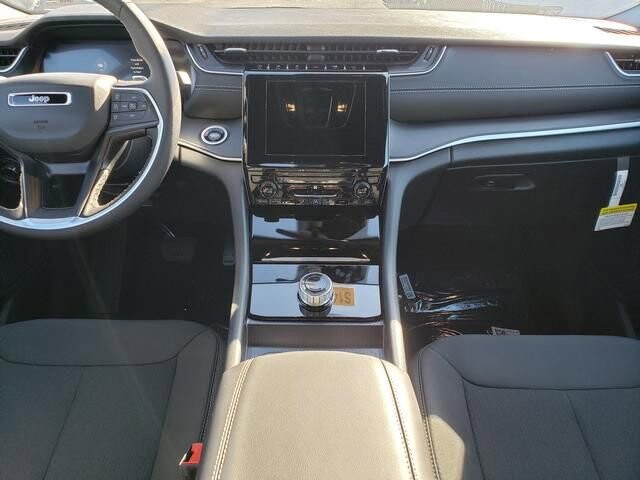 2025 Jeep Grand Cherokee L in Bedford, OH 44146 - 18103912 9