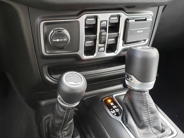 2026 Jeep Wrangler in Bedford, OH 44146 - 18103913 11