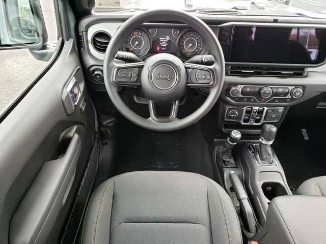 2026 Jeep Wrangler in Bedford, OH 44146 - 18103913 9