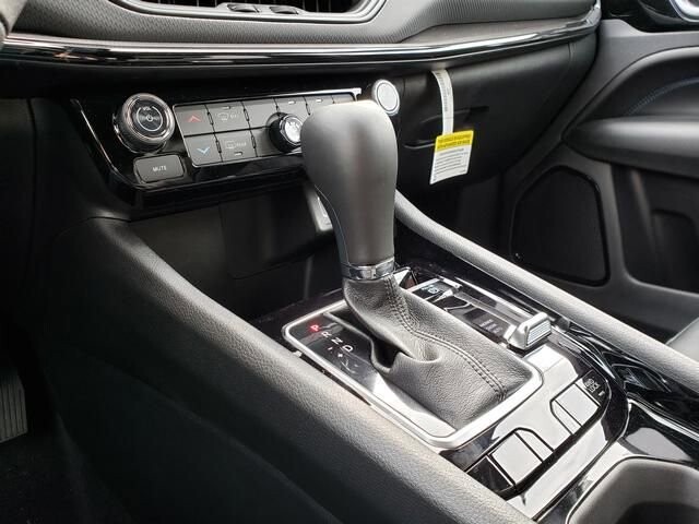 2026 Jeep Compass in Bedford, OH 44146 - 18103914 11