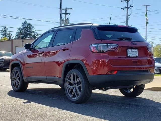 2026 Jeep Compass in Bedford, OH 44146 - 18103915 3