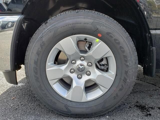 2026 RAM 1500 in Bedford, OH 44146 - 18103917 12