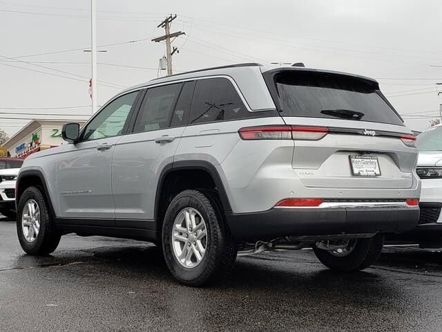 2025 Jeep Grand Cherokee in Bedford, OH 44146 - 18103918 3