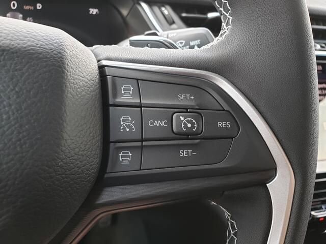 2025 Jeep Grand Cherokee in Bedford, OH 44146 - 18103919 10