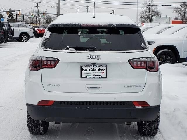 2026 Jeep Compass in Bedford, OH 44146 - 18103922 4