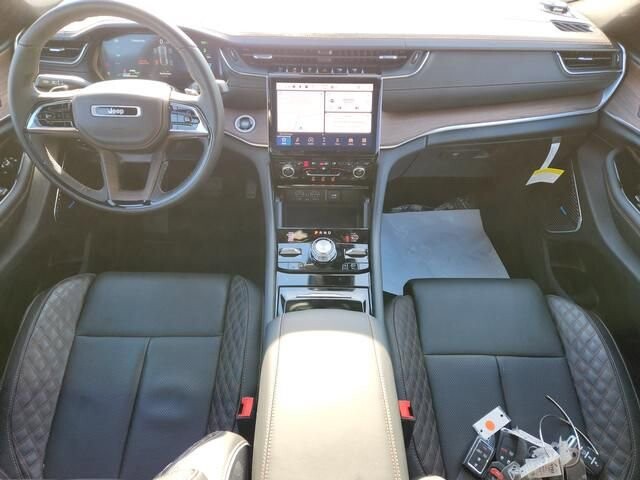 2023 Jeep Grand Cherokee in Bedford, OH 44146 - 18103923 8