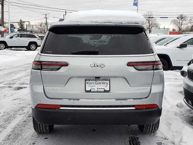 2025 Jeep Grand Cherokee L in Bedford, OH 44146 - 18103925 4