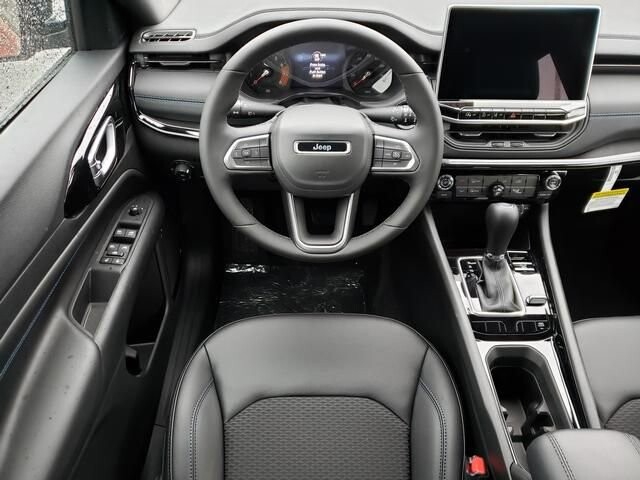 2026 Jeep Compass in Bedford, OH 44146 - 18103927 9