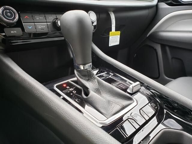 2026 Jeep Compass in Bedford, OH 44146 - 18103928 11