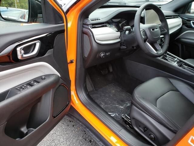 2026 Jeep Compass in Bedford, OH 44146 - 18103928 6