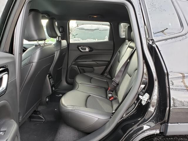 2026 Jeep Compass in Bedford, OH 44146 - 18103932 7