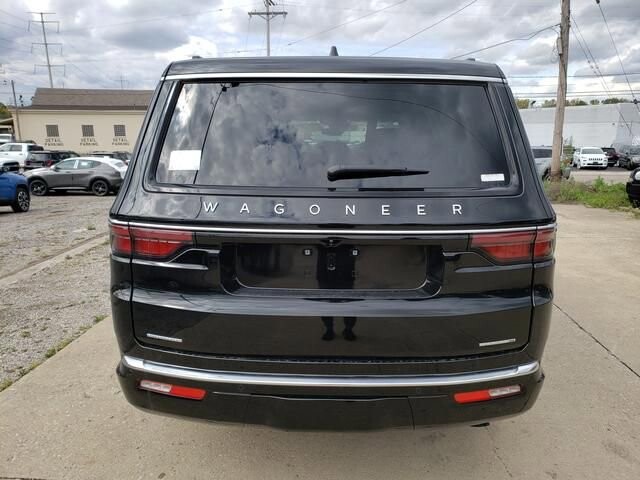 2023 Jeep Wagoneer in Bedford, OH 44146 - 18103936 5