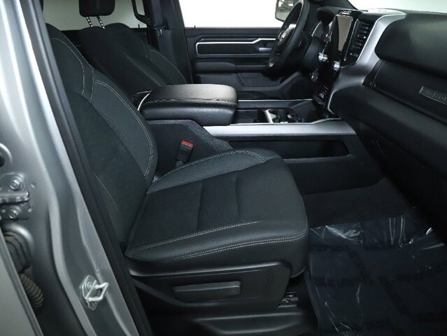 2025 RAM 1500 in Bedford, OH 44146 - 18103940 34