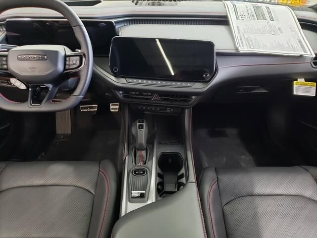 2026 Dodge Charger in Bedford, OH 44146 - 18103941 9