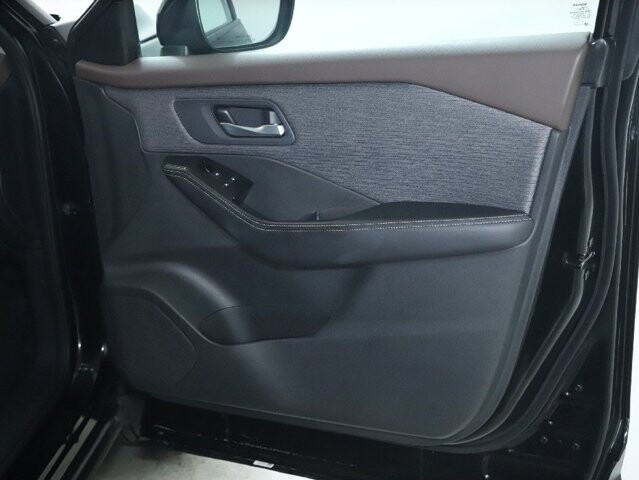 2023 Nissan Rogue in Bedford, OH 44146 - 18103943 33