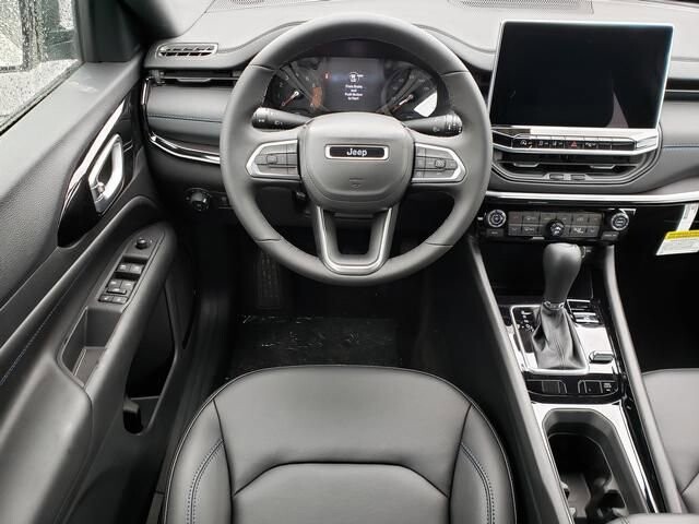 2026 Jeep Compass in Bedford, OH 44146 - 18103944 9