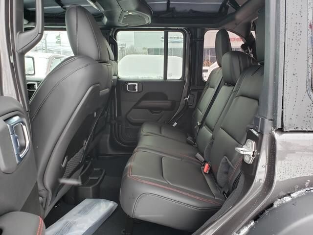 2026 Jeep Wrangler in Bedford, OH 44146 - 18103947 7