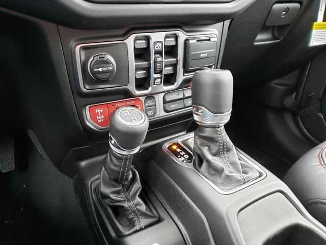 2026 Jeep Wrangler in Bedford, OH 44146 - 18103947 11