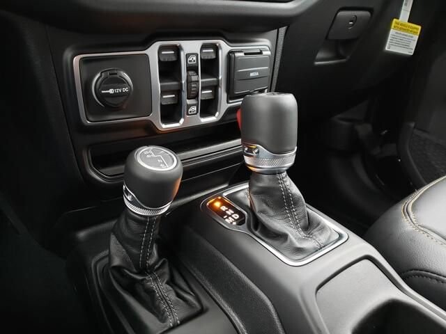 2026 Jeep Wrangler in Bedford, OH 44146 - 18103948 11