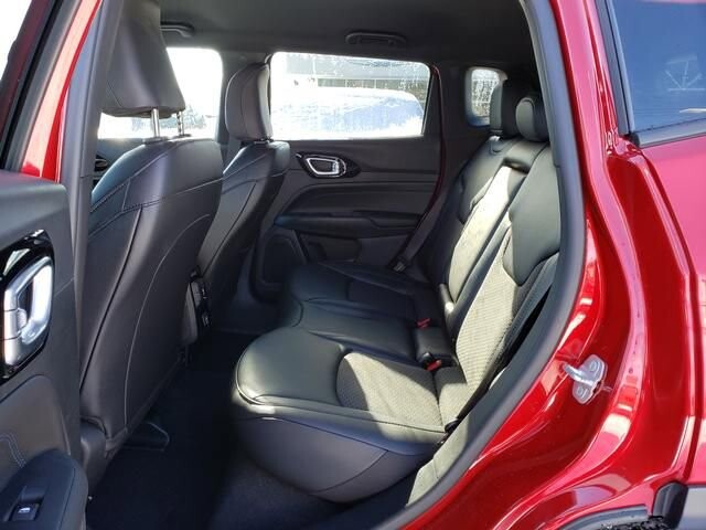 2026 Jeep Compass in Bedford, OH 44146 - 18103949 7