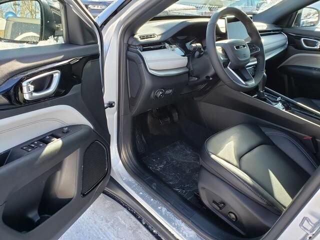 2026 Jeep Compass in Bedford, OH 44146 - 18103950 6