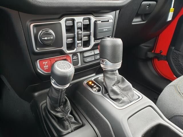 2026 Jeep Wrangler in Bedford, OH 44146 - 18103951 11