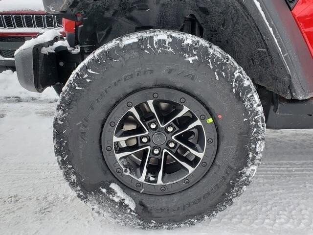 2026 Jeep Wrangler in Bedford, OH 44146 - 18103951 12