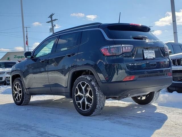 2026 Jeep Compass in Bedford, OH 44146 - 18103952 3