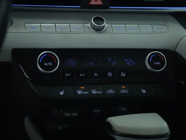 2023 Hyundai Elantra in Bedford, OH 44146 - 18103953 26