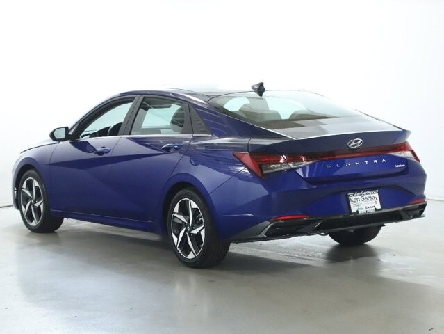 2023 Hyundai Elantra in Bedford, OH 44146 - 18103953 39