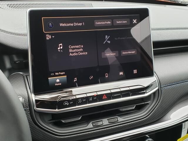 2026 Jeep Compass in Bedford, OH 44146 - 18103956 10