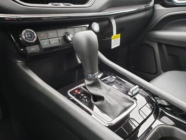 2026 Jeep Compass in Bedford, OH 44146 - 18103956 11