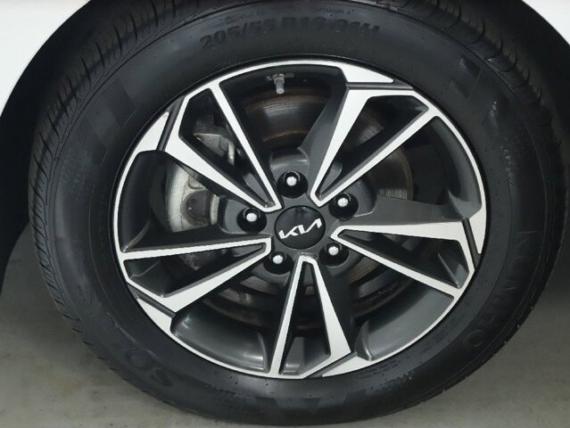 2024 Kia Forte in Bedford, OH 44146 - 18103958 37