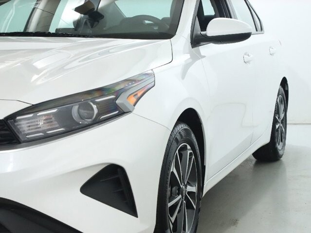 2024 Kia Forte in Bedford, OH 44146 - 18103958 4