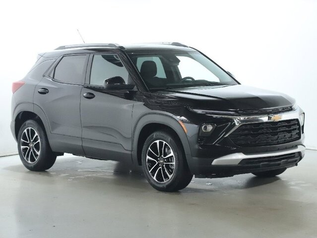 2025 Chevrolet TrailBlazer in Bedford, OH 44146 - 18103960 9